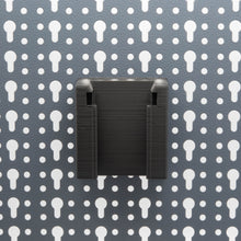 Laden Sie das Bild in den Galerie-Viewer, Akkuhalter Milwaukee für Küpper Lochwand M18 Halterung Akkuhalter Wandhalter 18V