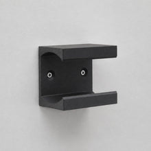 Laden Sie das Bild in den Galerie-Viewer, Wandhalterung Steckdosenleiste Universal Steckdosenhalter Halterung Steckdose