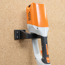 Laden Sie das Bild in den Galerie-Viewer, Wandhalter Rasentrimmer für Einhell STIHL Bosch Makita Halterung Freischneider