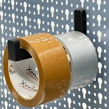 Laden Sie das Bild in den Galerie-Viewer, Wandhalter für Kleberollen Kompatibel mit Küpper Lochwand Klebeband Halterung