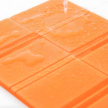 Laden Sie das Bild in den Galerie-Viewer, Sitzkissen Sitzmatte Sitzunterlage Faltbar Outdoor Kissen Wandern Stadionkissen Orange